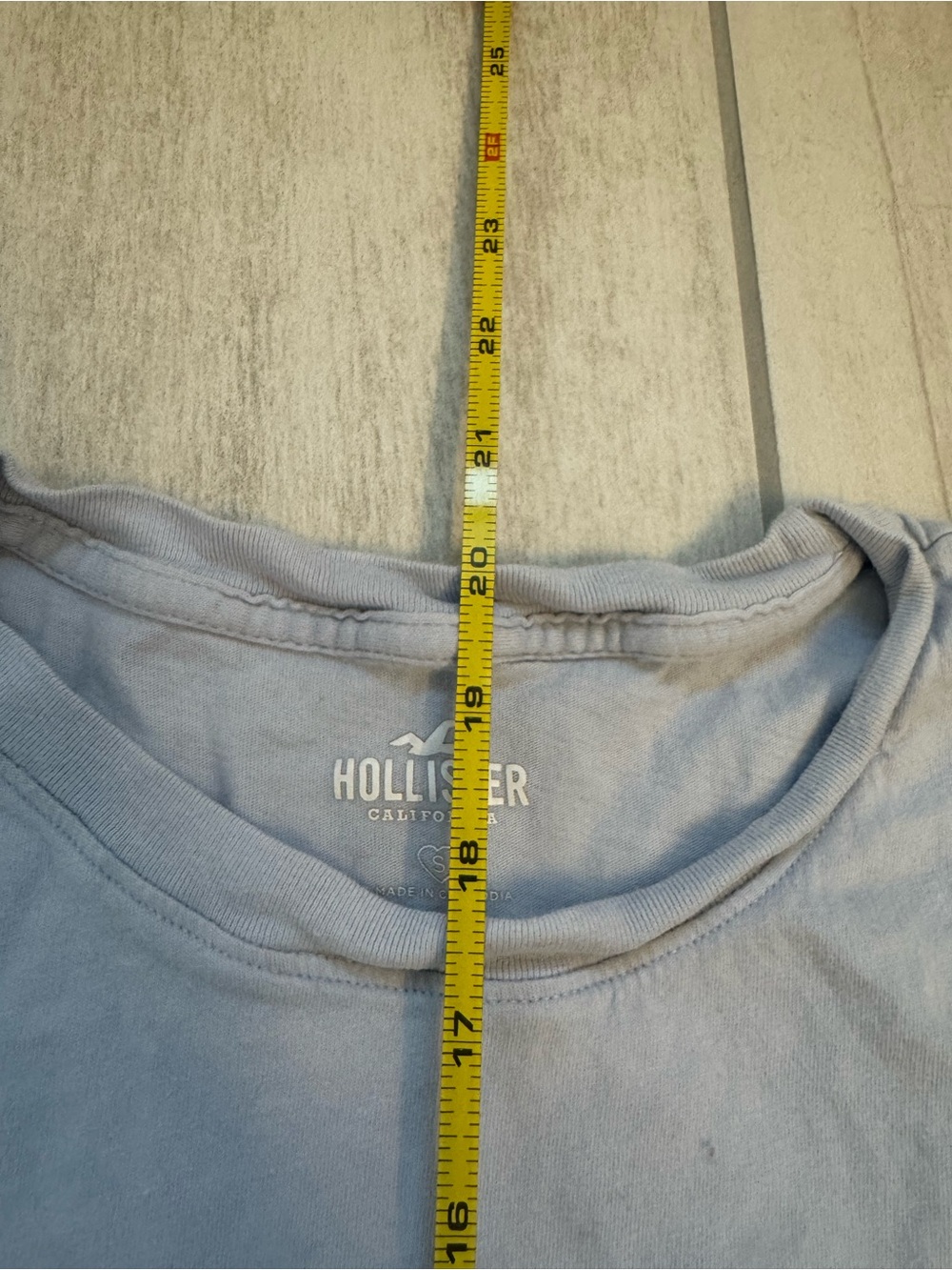 Hollister Pale Blue Crewneck Logo T-Shirt - Picture 5 of 6